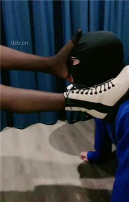 图片[17]_【赵奈奈】舔短靴脏鞋底/转胯踢踹/骑马_HD绳艺资源