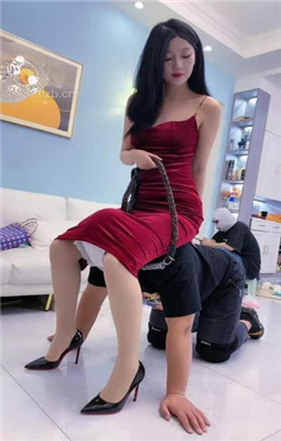 图片[8]_【麋鹿银儿】骑马爬行/内裤套头/高跟踩/喝圣水舔口水_HD绳艺资源