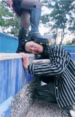 图片[8]_【宸宸】狗奴才清理庄园池塘_HD绳艺资源