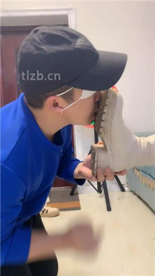 图片[18]_【精神小妹】双S-素人学生主-脏鞋脏袜臭脚辱_HD绳艺资源