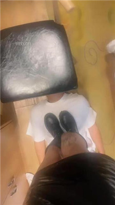 图片[7]_【陈甜女帝】长靴原味船袜jio踩地毯狗_HD绳艺资源