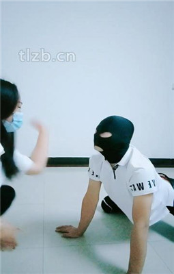 图片[5]_【广东迪迪】双S-骑马转胯/暴打/运动鞋白袜踢踹_HD绳艺资源