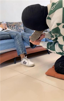 图片[13]_【精神小妹】素人S-贝壳头棉袜全体重踩/踢踹_HD绳艺资源