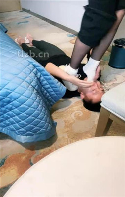 图片[12]_【绝美兔绳艺导师】小白鞋白袜配黑丝虐贱奴_HD绳艺资源