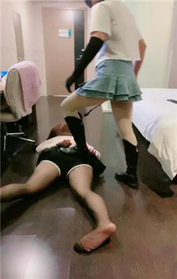 图片[6]_【赵奈奈】长靴S暴打偷原味的贱奴_HD绳艺资源