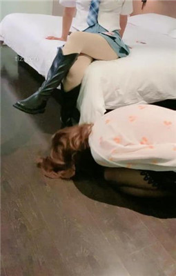 图片[16]_【赵奈奈】长靴S暴打偷原味的贱奴_HD绳艺资源