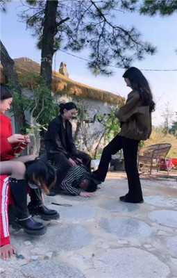 图片[10]_【宸宸】庄园3S艺术训练情侣奴-遛狗骑马/皮靴清理【三视角版】_HD绳艺资源