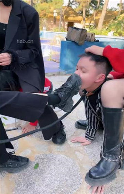 图片[15]_【宸宸】庄园3S艺术训练情侣奴-遛狗骑马/皮靴清理【三视角版】_HD绳艺资源