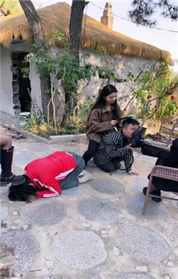 图片[19]_【宸宸】庄园3S艺术训练情侣奴-遛狗骑马/皮靴清理【三视角版】_HD绳艺资源