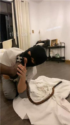 图片[7]_【可儿绳艺导师】黑丝高跟美腿跪舔_HD绳艺资源