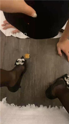 图片[11]_【可儿绳艺导师】黑丝高跟美腿跪舔_HD绳艺资源