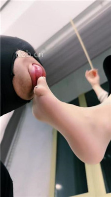 图片[6]_【辣姐】绳艺学员犬化教学-如何正确舔脚_HD绳艺资源