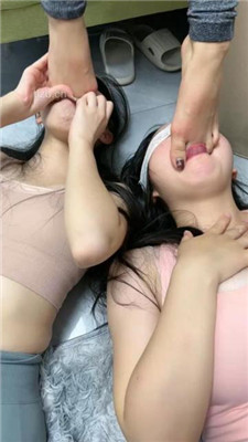 图片[11]_【橙宝】3S母畜-高跟裸足狂舔-奴下奴/sp/插嘴_HD绳艺资源