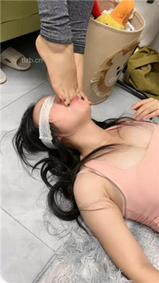 图片[15]_【橙宝】3S母畜-高跟裸足狂舔-奴下奴/sp/插嘴_HD绳艺资源