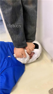 图片[20]_【精神小妹】双S素人学生主-超高难度挑战踢踹_HD绳艺资源