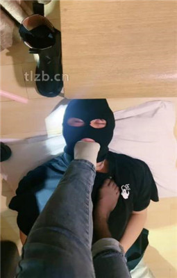 图片[11]_【绝美兔绳艺导师】臭脚插嘴/气味控制/踩踏_HD绳艺资源