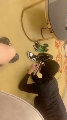 图片[3]_【苏西】人体擦鞋器/臭白袜捂脸_HD绳艺资源