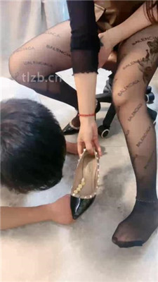 图片[14]_【木子大大】圣水嘴洗丝袜/高跟高跟跪舔/喂口水揪耳朵/骑马转胯_HD绳艺资源