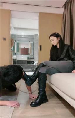 图片[2]_【川野尤娜】长靴全体重踩踏/闻舔臭脚/吃呕吐物_HD绳艺资源