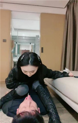 图片[6]_【川野尤娜】长靴全体重踩踏/闻舔臭脚/吃呕吐物_HD绳艺资源