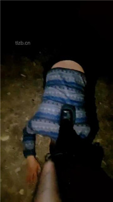 【甜沁】户外逮到跟踪狂_HD绳艺资源