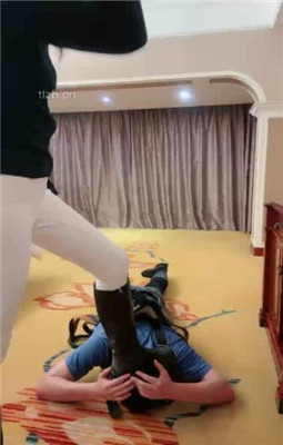 图片[14]_【蜜蜜骑士】长靴S-骑马犬化/全体重踩踏【完整版】_HD绳艺资源