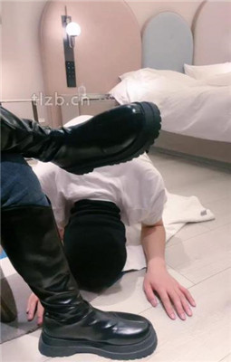 图片[10]_【绝美兔绳艺导师】跪舔长靴白袜裸足_HD绳艺资源