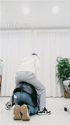 图片[6]_【橙子大大】双M-骑马/揪耳朵/高难度挑战踢踹/转胯/闻白袜_HD绳艺资源