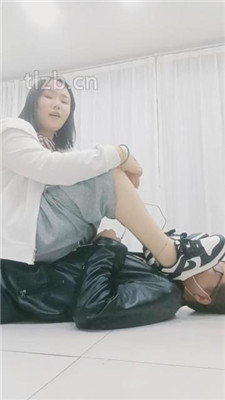 图片[10]_【橙子大大】双M-骑马/揪耳朵/高难度挑战踢踹/转胯/闻白袜_HD绳艺资源