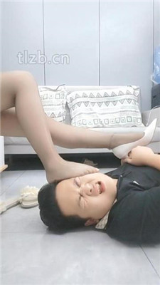 图片[12]_【古月安妮】素人小姐姐黑丝脏鞋脚下奴【双视角版】_HD绳艺资源