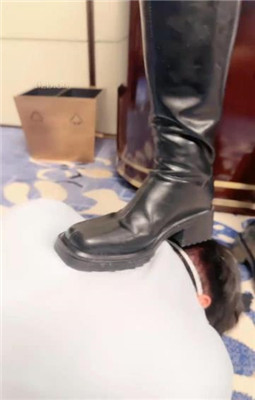 图片[7]_【简一】马术女教练-骑马爬行/训练/转胯/闻舔臭脚丫_HD绳艺资源