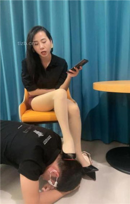 图片[3]_【Alice】数据线抽/肉丝高跟踩踏闻舔_HD绳艺资源