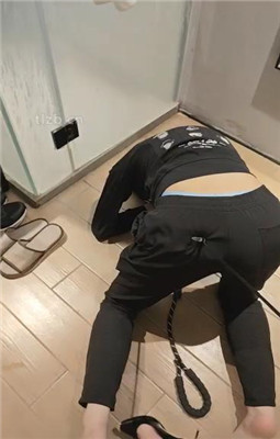 图片[5]_【小猫】裸足深喉/高跟踩踏虐发骚贱畜_HD绳艺资源