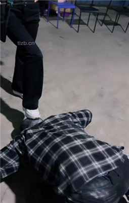 图片[2]_【宸宸】户外库房三主囚禁暴打-上【三视角版】_HD绳艺资源