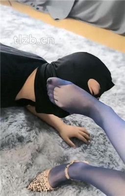 图片[4]_【诗琪】跪舔高跟丝袜裸足_HD绳艺资源