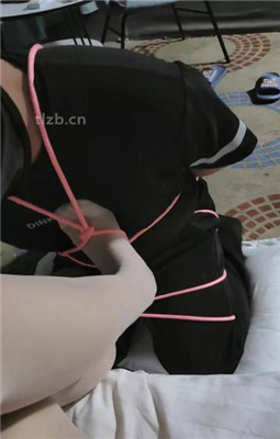 图片[2]_【奶糖】绳艺技巧艺术贱狗闻舔丝袜臭脚_HD绳艺资源