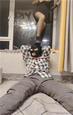 图片[12]_【丫丫】靴子踢踹重度专场_HD绳艺资源