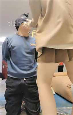 图片[7]_【丫丫】转胯/皮鞋黑棉袜诱惑/丝袜塞嘴/骑马滴蜡_HD绳艺资源