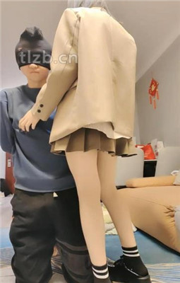 图片[8]_【丫丫】转胯/皮鞋黑棉袜诱惑/丝袜塞嘴/骑马滴蜡_HD绳艺资源