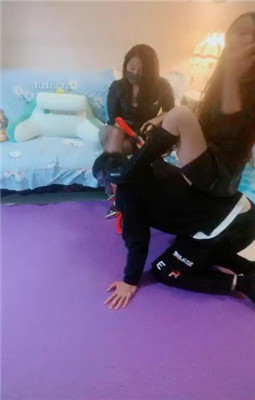 【樱主子】双S高跟丝袜诱惑贱奴_HD绳艺资源