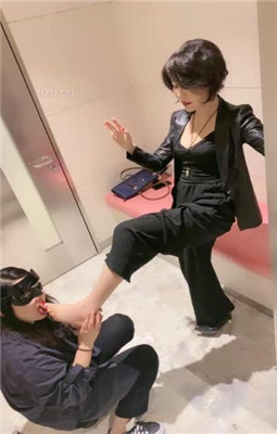 图片[10]_【歌迪丝】卫生间-母畜舔高跟鞋底裸足【续集】_HD绳艺资源