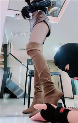 图片[7]_【陈莹斯】嘴叼高跟/人体衣架/骑马爬行/碾压踩狗爪_HD绳艺资源