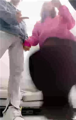 【惑心】白袜慢慢碾死