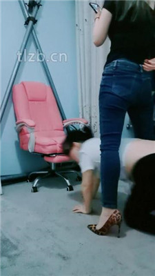 图片[2]_【梦幻大大】母畜-长靴黑丝-踩狗爪/跪舔/骑马爬行_HD绳艺资源