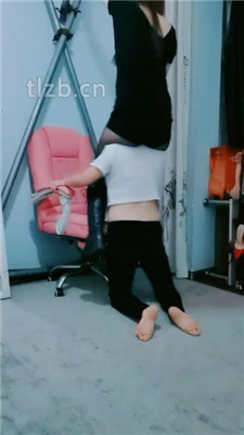 图片[15]_【梦幻大大】母畜-高跟裸足跪舔-骑马爬行_HD绳艺资源