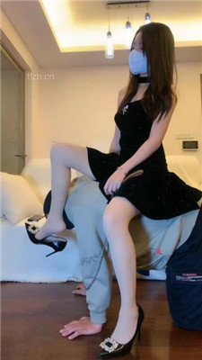 图片[17]_【宝爷】狗链拴狗-高跟美腿踩踏-掐肉咬肉-耳光_HD绳艺资源