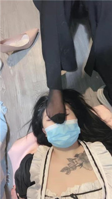 图片[16]_【天津女仆店】双母畜-奴下奴-喂食/转胯互掐脖子/原味脚闻舔_HD绳艺资源