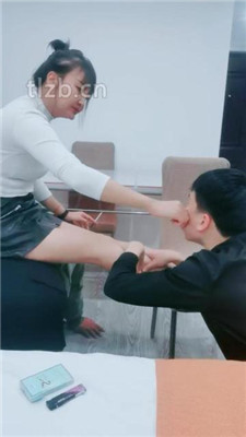 图片[3]_【猪猪】两只贱奴狗儿子伺候_HD绳艺资源