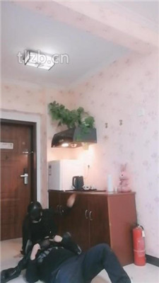 图片[17]_【美娜格格】长靴黑丝S-转胯爬行/超高难度挑战踢踹/腿绞_HD绳艺资源