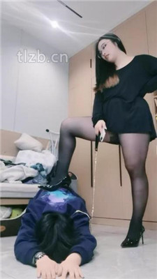 图片[10]_【小羊】母畜-狗链转胯遛狗/闻舔黑丝_HD绳艺资源